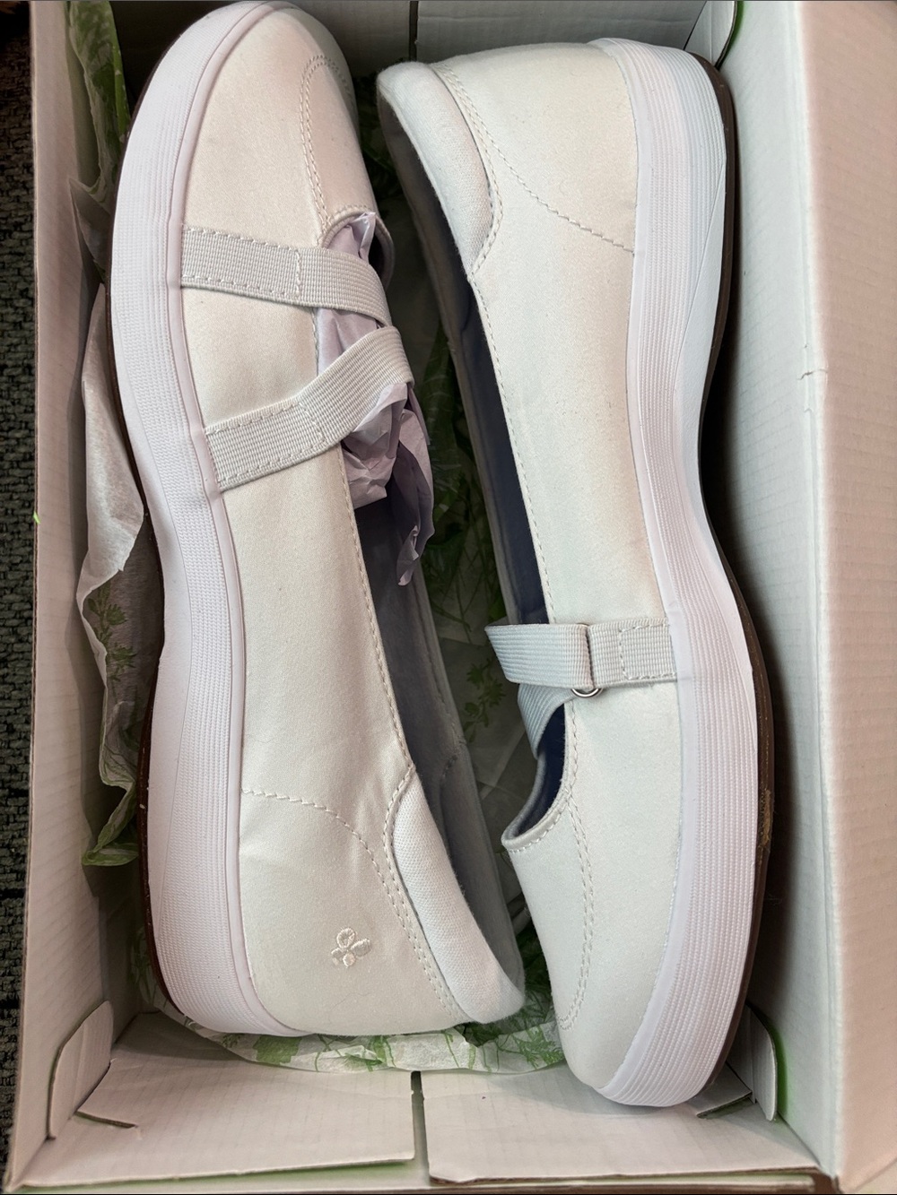 Grasshoppers White Canvas Mary Jane Flats with Elastic Strap